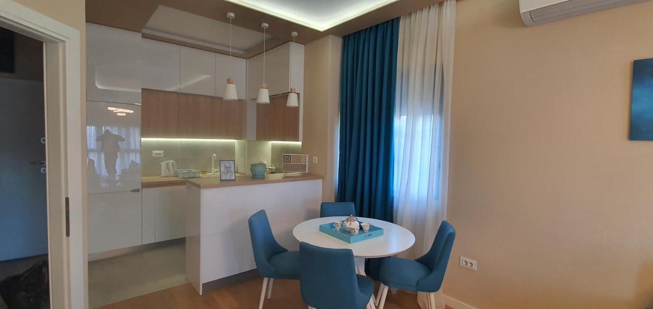 פודגוריצה Apartment Sofia, City Centar מראה חיצוני תמונה