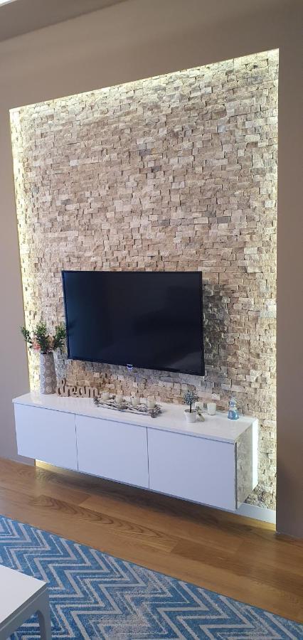 פודגוריצה Apartment Sofia, City Centar מראה חיצוני תמונה